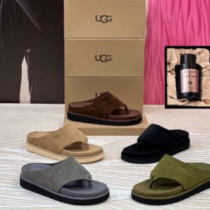 UGG SUEDE FLIP FLOPS
